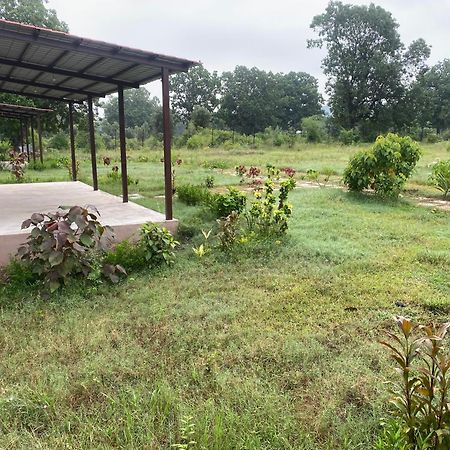 Wildlife Retreat Hotel Tala  Bagian luar foto